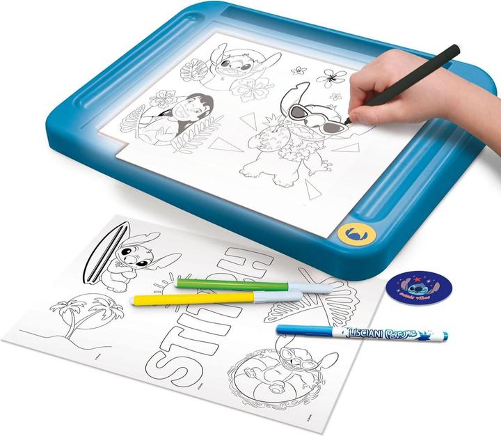 Actual product image Lisciani Drawing school with light table (English, French, German, Italian, Portuguese, Spanish)