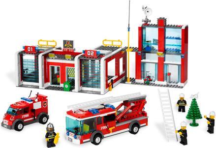 Produktbild LEGO Grosse Feuerwehr Station (7208, LEGO City)