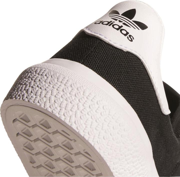 Produktbild adidas 3MC Junior (32)