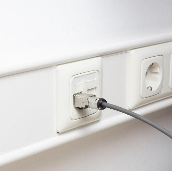 Actual product image ACT Field termination plug RJ45 CAT6A shielded, toolless, 4PPoE 100W