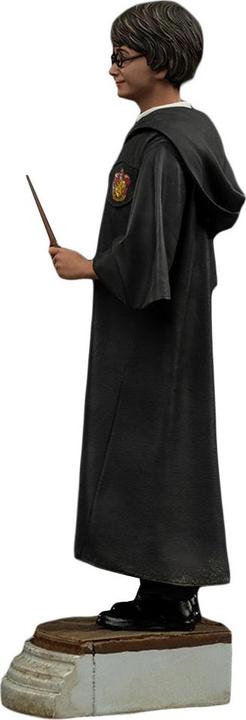 Actual product image Iron Studios Harry Potter Statue Art Scale 1/10