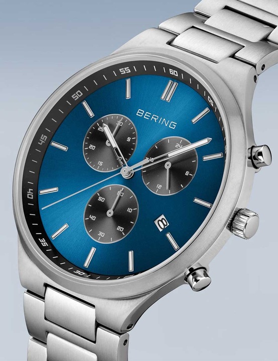 Produktbild Bering Titan Chrono (Chronograph, 43 mm)