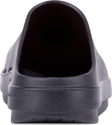 Actual product image OOFOS OOclog (39)