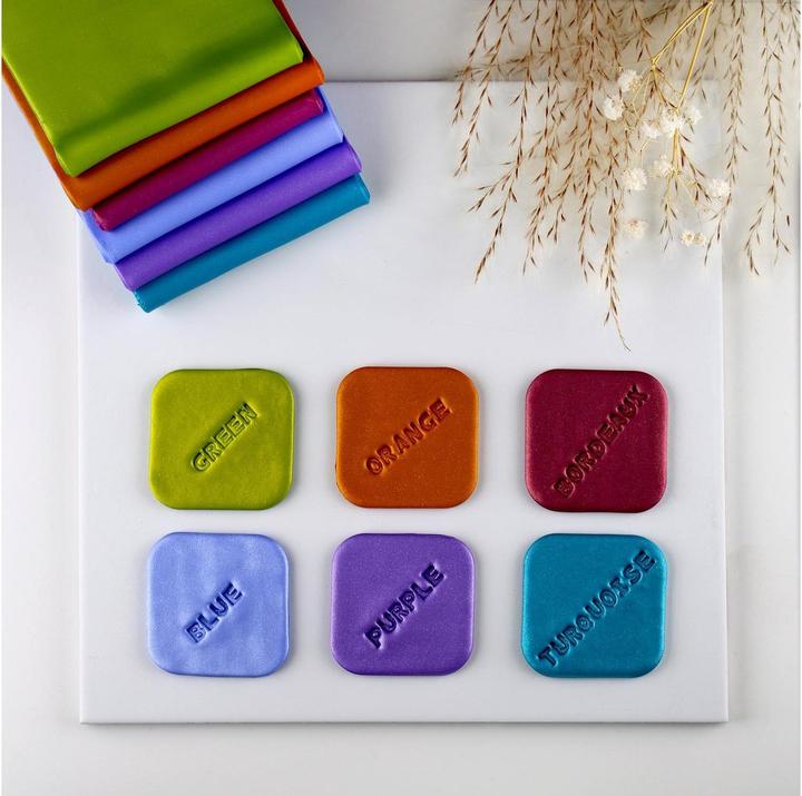 Actual product image Fimo Mod.masse effect blue metallic