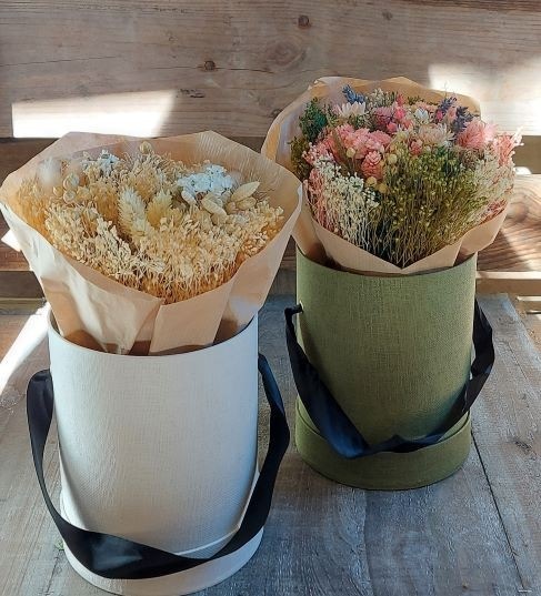 Image du produit Myflower Bouquet sec nature en boîte cadeau (Fleurs séchées)