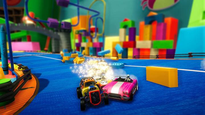Actual product image Super Toy Cars 2 Ultimate Racing (PS4, Multilingual)