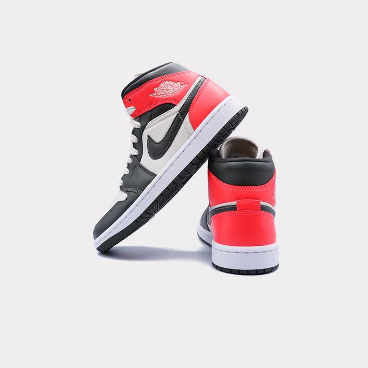 Image du produit Nike Air Jordan 1 (39)