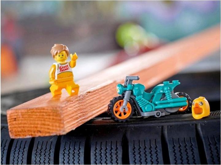Produktbild LEGO Maskottchen-Stuntbike (60310, LEGO City)