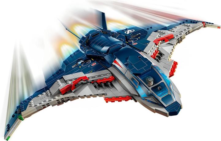 Actual product image LEGO Avengers: Age of Ultron Quinjet (76325, LEGO Marvel)