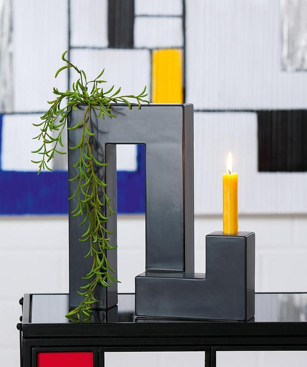 Actual product image Gilde Patras Black