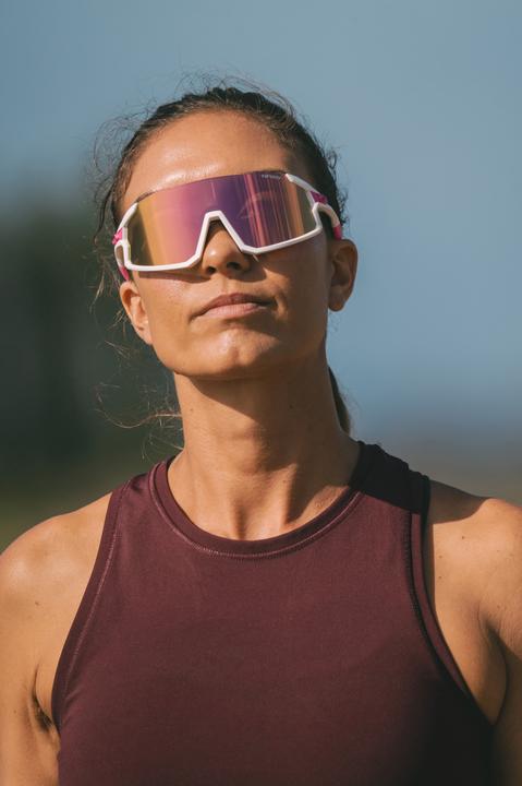 Produktbild Tifosi STASH CLARION Race Pink Brille (3 Gläser 15,4 % Pink, 41,4 % AC Red, 95,6 % Clear) (PREMIERY: (Clear, Ac Red, Clarion Pink)