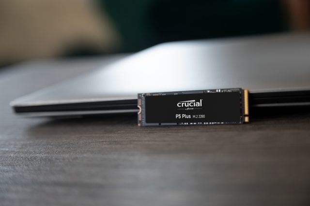 Produktbild Crucial P5 Plus (1000 GB, M.2 2280)