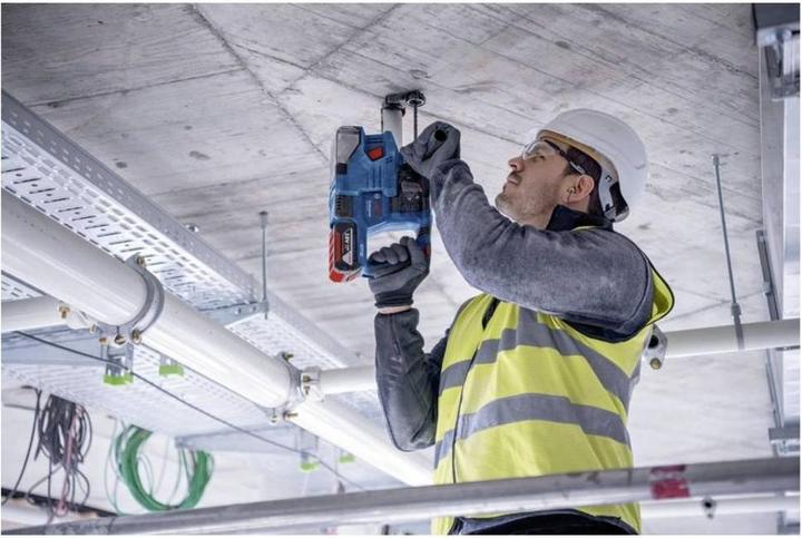 Actual product image Bosch Professional Cordless rotary hammer with SDS plus GBH 18V-22, L-BOXX (Rechargeable battery operated)