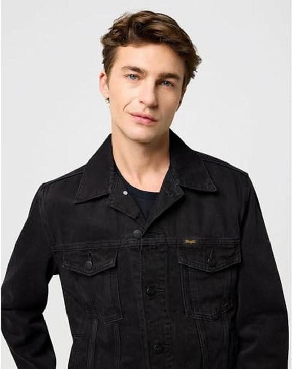 Actual product image Wrangler Classic Denim Jacket, Machine Washable, Regular Fit (M)