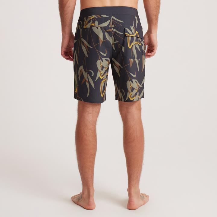 Actual product image Roark Passage (L)