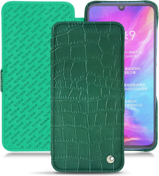 Crocodile pino ( Pantone #173F35 )