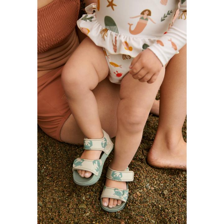 Actual product image Liewood Blumer Sandalen Crab (21)