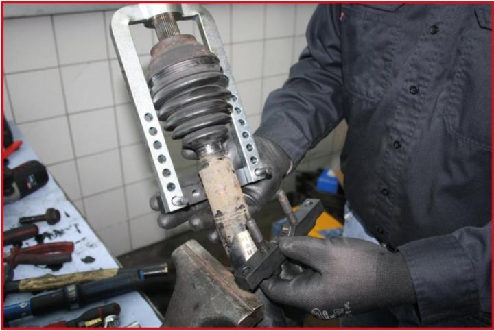 Produktbild KS Tools Universal Gelenkwellen-Abzieher