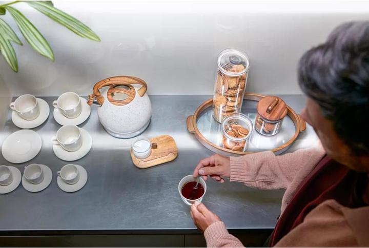 Actual product image Philips Hue Flux Gradient Lightstrip (RGBW, 1000 cm, Indoor)