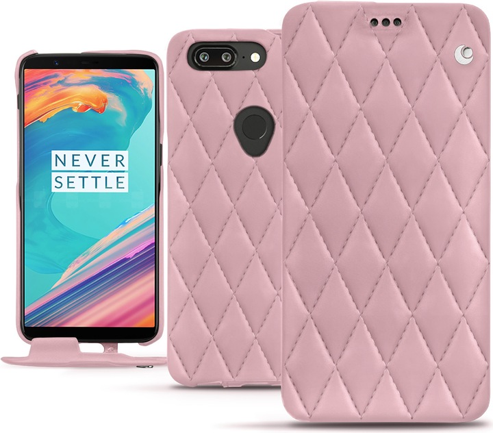 Actual product image Noreve Leather cover vertical
