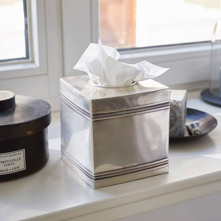 Actual product image Loberon Handkerchief box Semoine