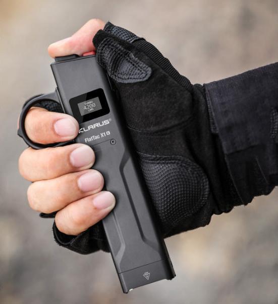 Actual product image Klarus FlatTac X1-K mit Führungsring, 4200 Lumen (inkl. Akku) (14.75 cm, 4200 lm)