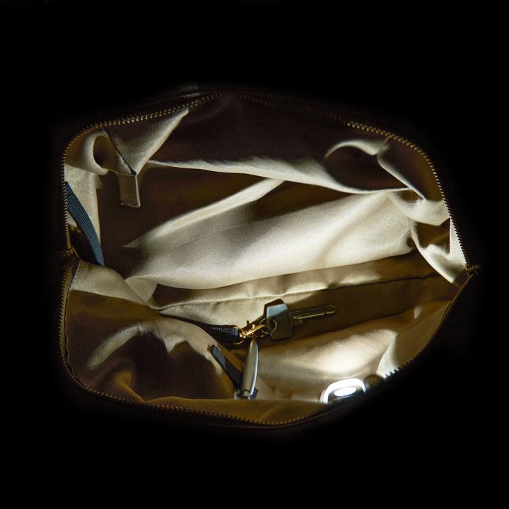 Produktbild Riccardo Ferducci Handtasche A4, LED-Lichtfach, Bellini