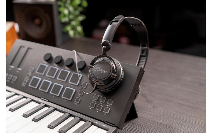 Produktbild Carry-On Over-Ear-Kopfhörer LH50 Schwarz (Keine Geräuschunterdrückung, Kabelgebunden)