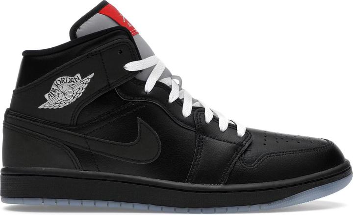 Jordan 1 Mid SE Black Metallic Reimagined (46)