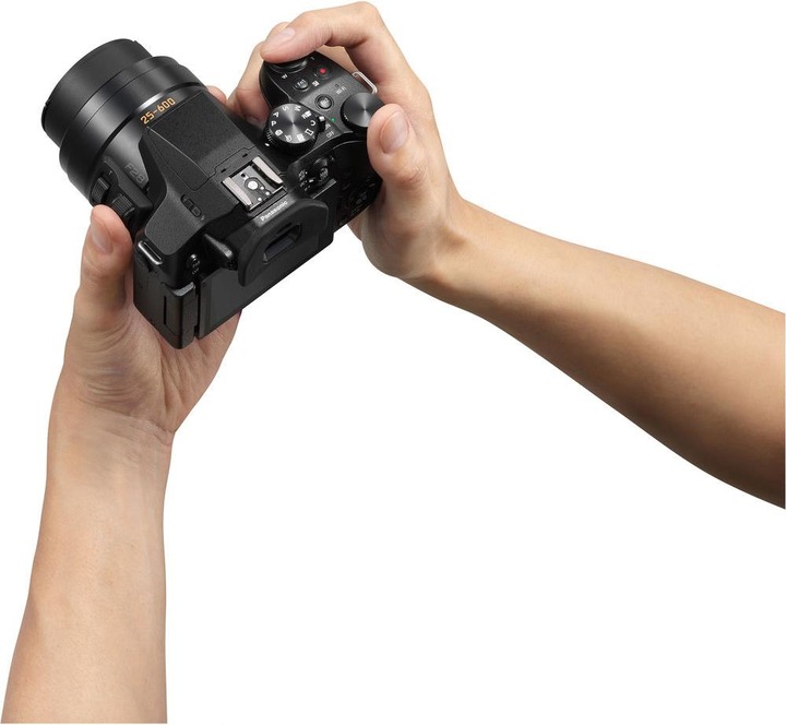 Productafbeelding Panasonic Lumix FZ300 (25 - 600 mm, 12.10 Mpx, 1/2,3'')