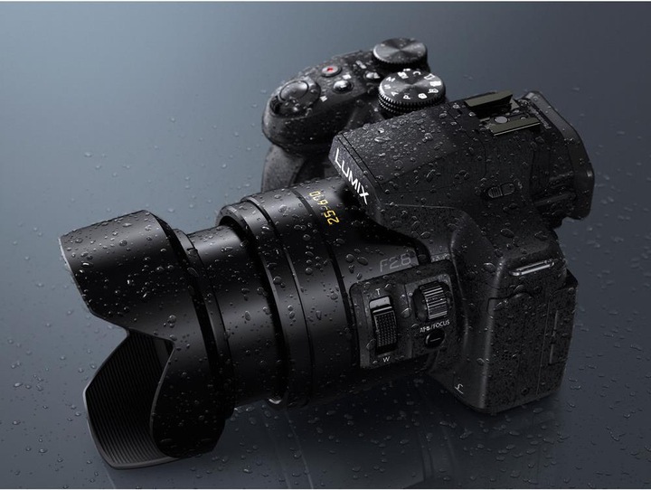 Productafbeelding Panasonic Lumix FZ300 (25 - 600 mm, 12.10 Mpx, 1/2,3'')