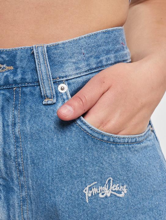 Actual product image Tommy Hilfiger Tommy Jeans Mom Shorts - 122651 (24)