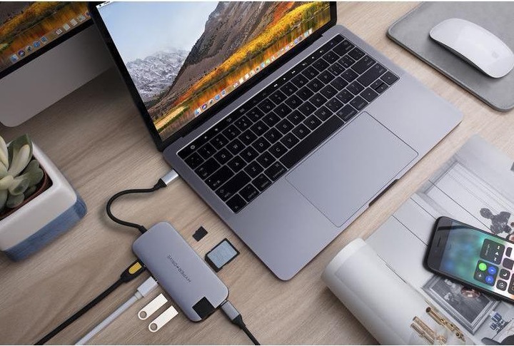 Actual product image Hyper HyperDrive Slim (USB-C, 8 Ports)