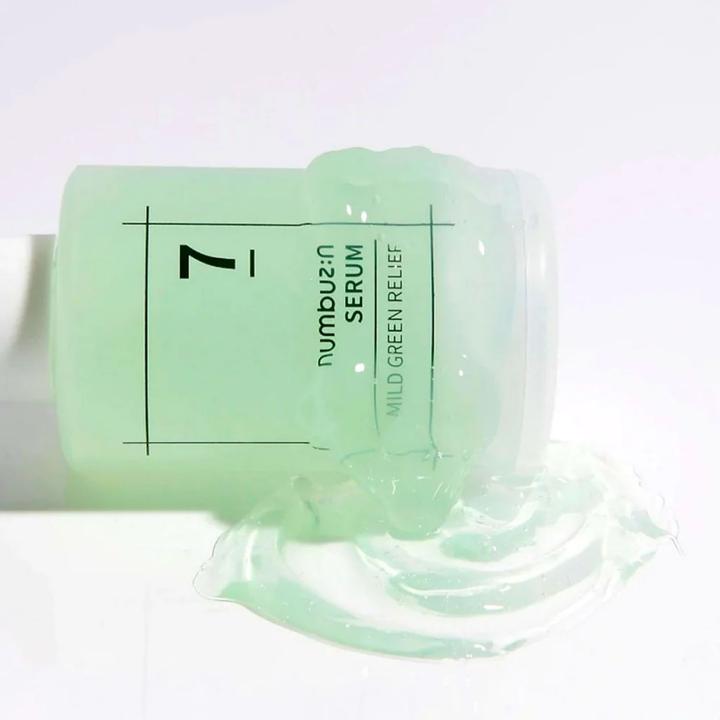 Produktbild Numbuzin No.7 Mildes Grünes Beruhigendes Serum für zu Akne neigende Haut und empfindliche Rötungen 1.69 fl oz (50 ml)