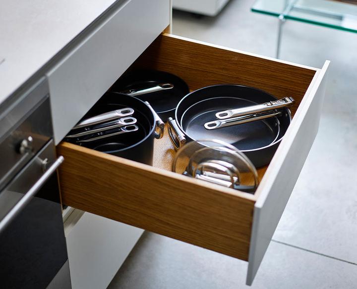 Actual product image Joseph Joseph Space frying pan folding handle D24cm (Frying pan, Aluminium, 24 x 9.08 cm)