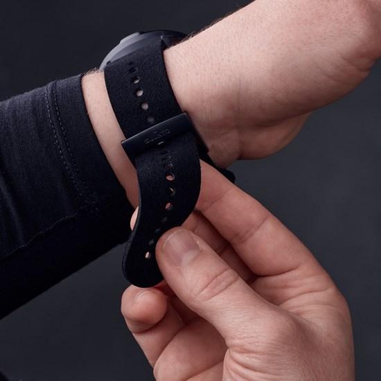 Produktbild Suunto 24 URB5 MicrFiber Strap /Black M (24 mm, Textil, Microfaser)