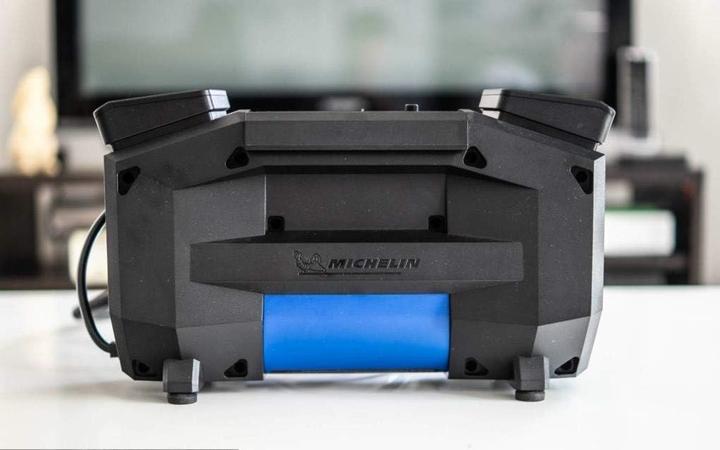 Michelin Supersnelle 4X4/SUV digitale bandenpomp 240V (5.52 Bar)