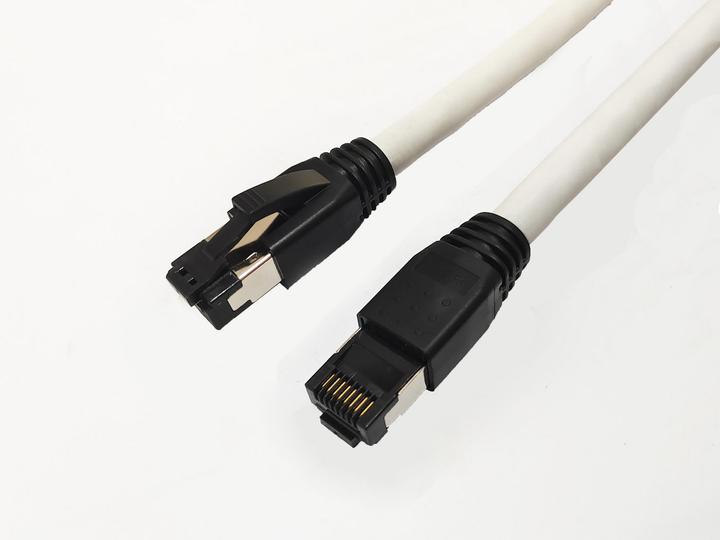 Actual product image MicroConnect CAT8.1 S/FTP 5m White LSZH (S/FTP, CAT8.1, 5 m)