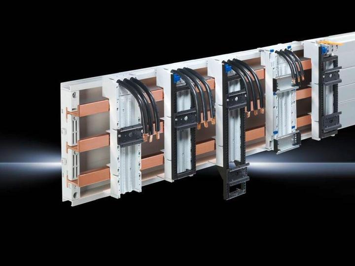 Immagine prodotto Rittal Adattatore OM SV 9340.710 (L x A) 75 mm x 208 mm Poliammide Grigio (RAL 7035) Adatto per sbarre St