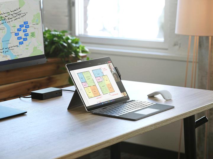 Immagine prodotto Microsoft Surface Pro Signature (CH)
