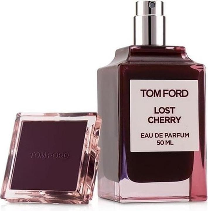 あゆみ　TOM FORD LOST CHERRY 50ml Lost Cherry Tom Ford perfume - a fragrance for women and men