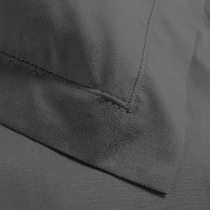 Image du produit Casativo Taie d'oreiller en percale de coton, Housse de coussin avec bordure décorative (63 x 63 cm)