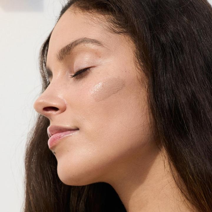 Produktbild Gosh Copenhagen Dewy Foundation Drops 006 Medium - 15ml (006 Medium)