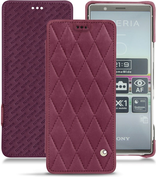 Prune vintage - Couture ( Pantone #612434 )
