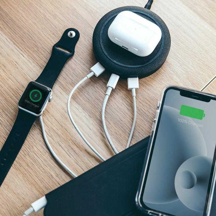 Actual product image mophie Universal Wireless Charging Hub - ładowarka do czterech urządzeń, ładowanie bezprzewodowe 10 (15 W)