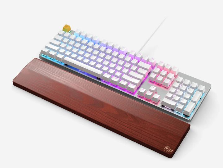Actual product image Glorious PC Gaming Race PC Gaming Race GMMK Full Size White Ice Edition - Gateron-Brown, USA-Layout (USA, Cable)