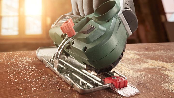 Actual product image Bosch Home & Garden AdvancedCut 50