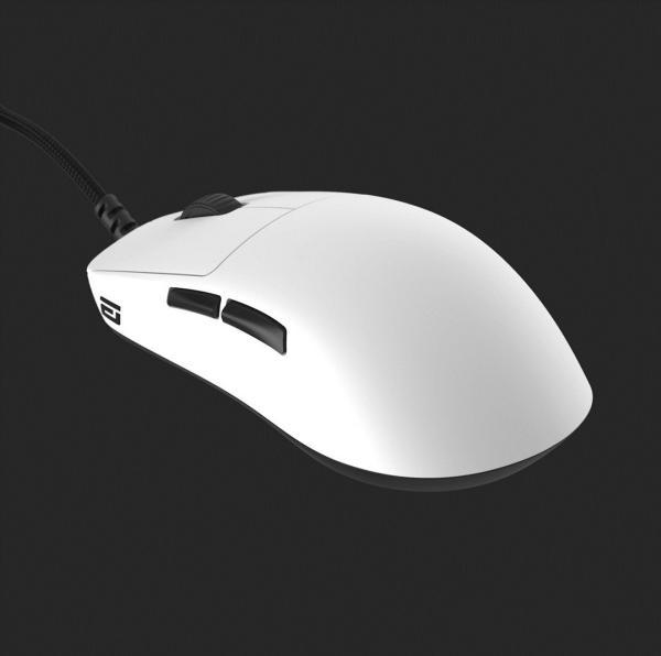 Actual product image Endgame Gear OP1 8k (Cable)