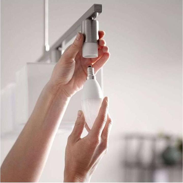 Actual product image Philips Hue White BT (E14, 5.50 W, 470 lm, 2 x, F)