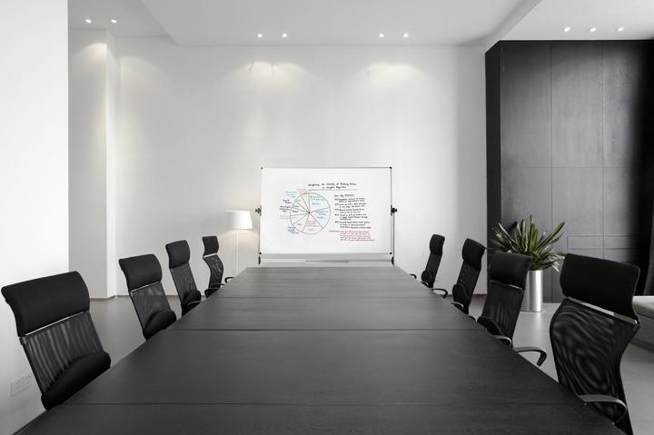 Produktbild Bi-Office Whiteboard auf Rollen (120 x 150 cm)